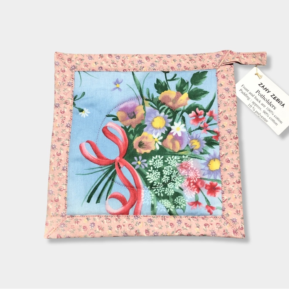 Vtg Handmade Pink & Blue Floral Print Cottage Core Potholder Pot Holder Oven Mit